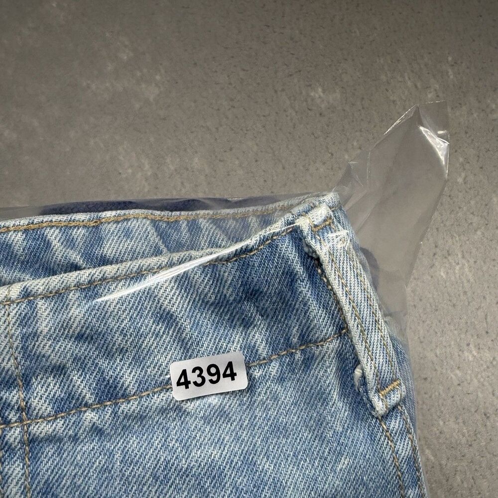 Levis 94 Baggy Cargo Jeans Women 30 Fits 32x39 Light Wash Wide Leg Utility Denim - Picture 14 of 16